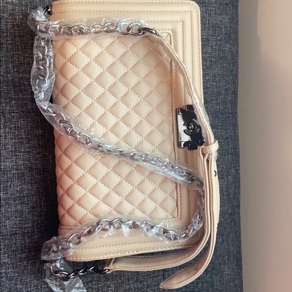 Purses 👜 - Picture 4 of 4